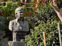 Hilary Clinton bust