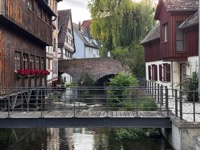 Schiefes Haus neighborhood